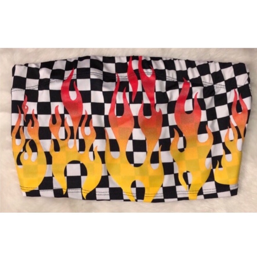 Dollskill Flames Set - image 2